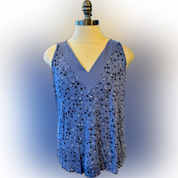 Maurices Tops - Maurices XXL Blue & Black Floral Sleeveless Top
